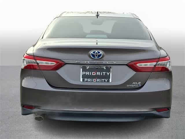 2020 Toyota Camry Hybrid XLE