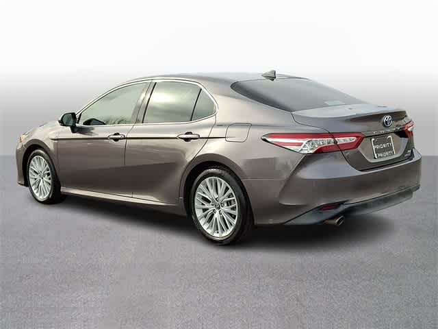 2020 Toyota Camry Hybrid XLE