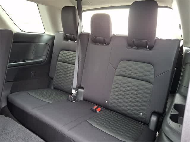 2024 Nissan Pathfinder S