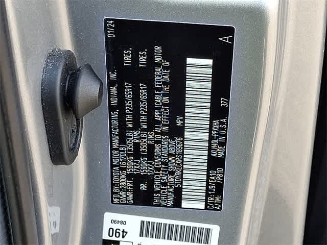 2024 Toyota Sienna XLE