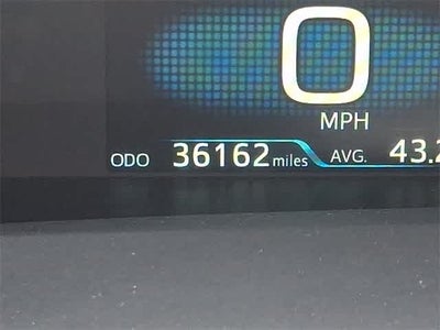 2022 Toyota Prius L Eco