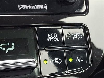 2022 Toyota Prius L Eco