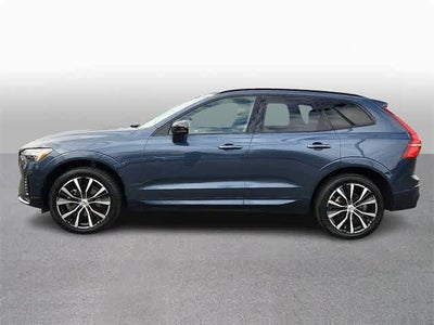 2024 Volvo XC60 Plus Dark Theme