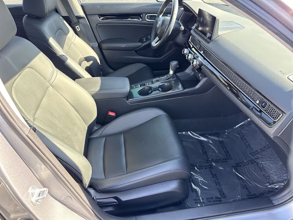 2024 Honda Civic Hatchback EX-L