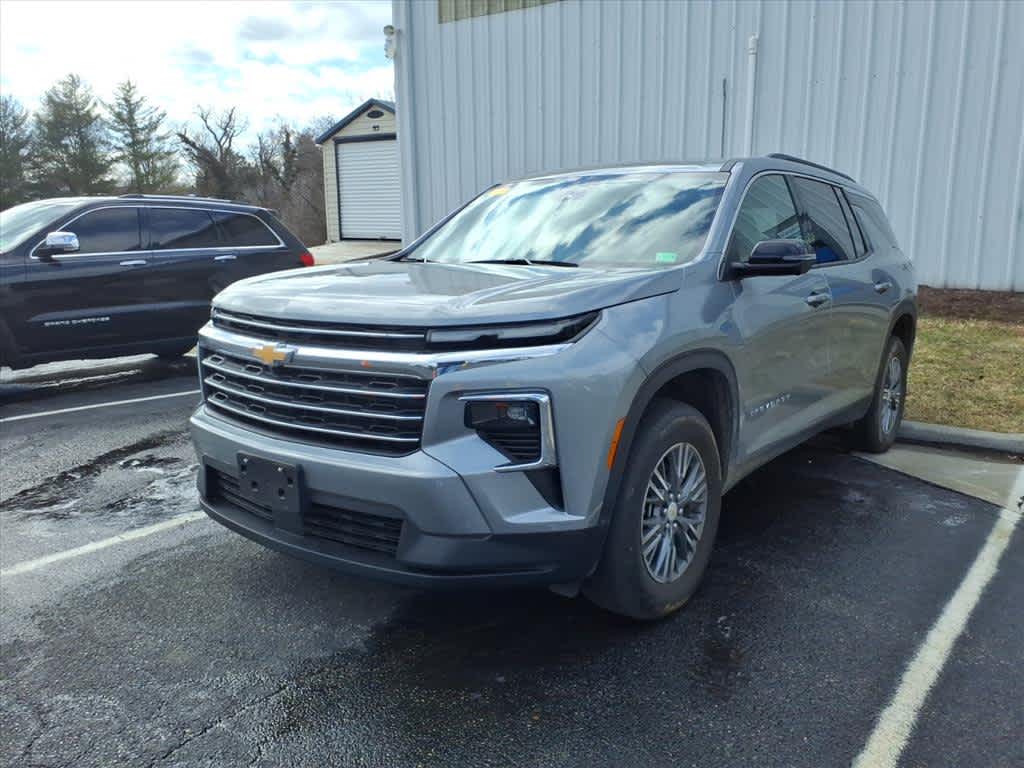 2024 Chevrolet Traverse AWD LT