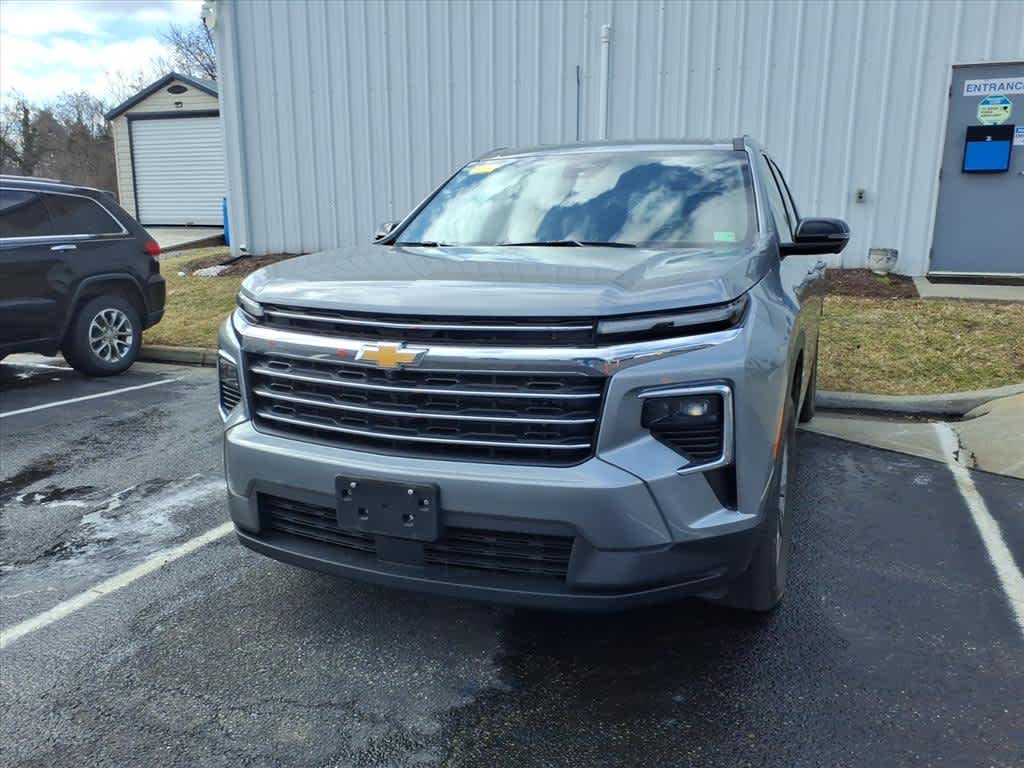 2024 Chevrolet Traverse AWD LT
