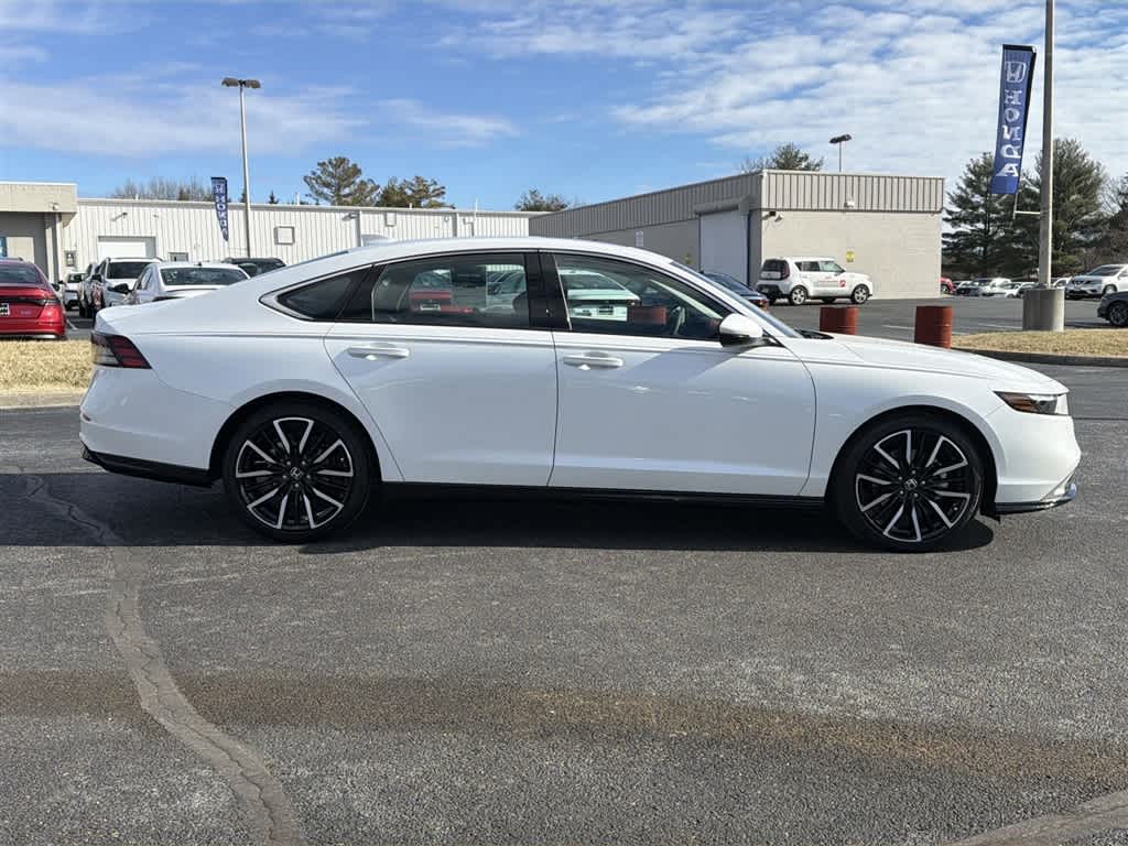 2025 Honda Accord Hybrid Touring