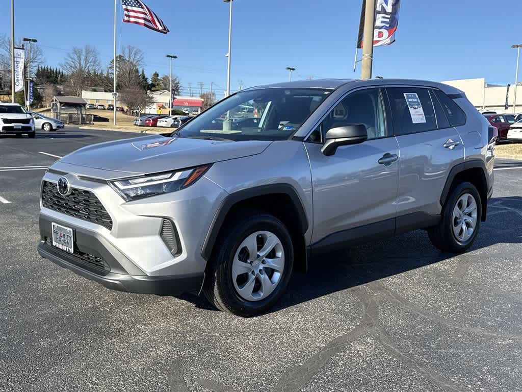 2023 Toyota RAV4 LE