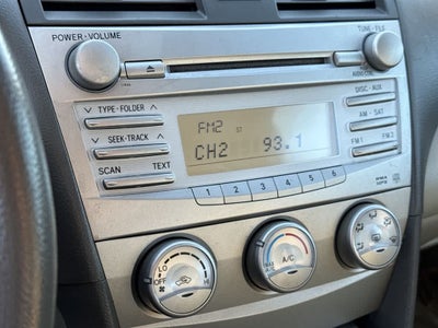 2011 Toyota Camry LE