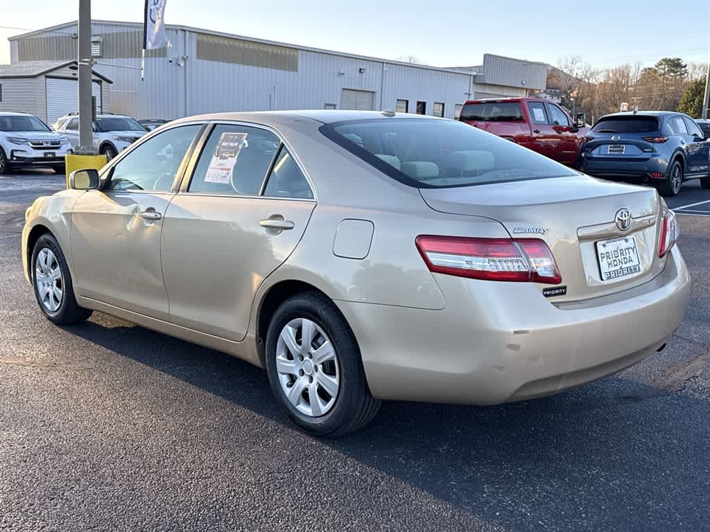 2011 Toyota Camry LE