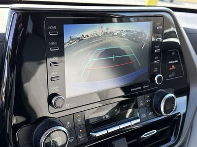 2022 Toyota Highlander LE