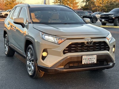 2019 Toyota RAV4 XLE Premium