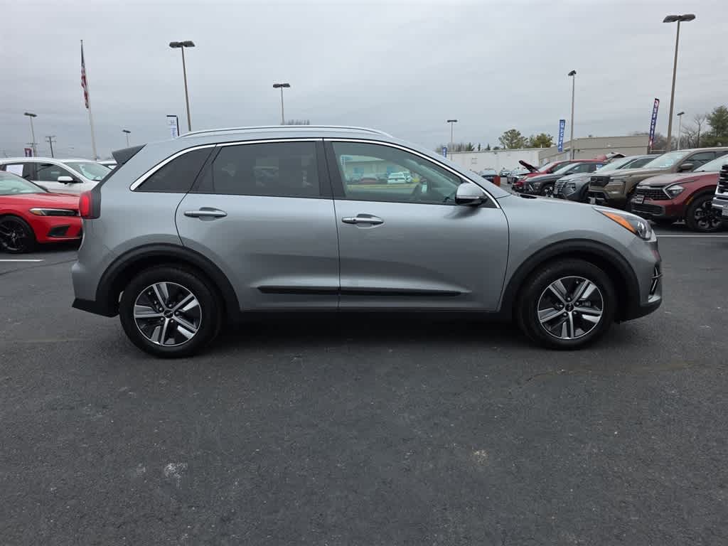 2022 Kia Niro Plug-In Hybrid EX
