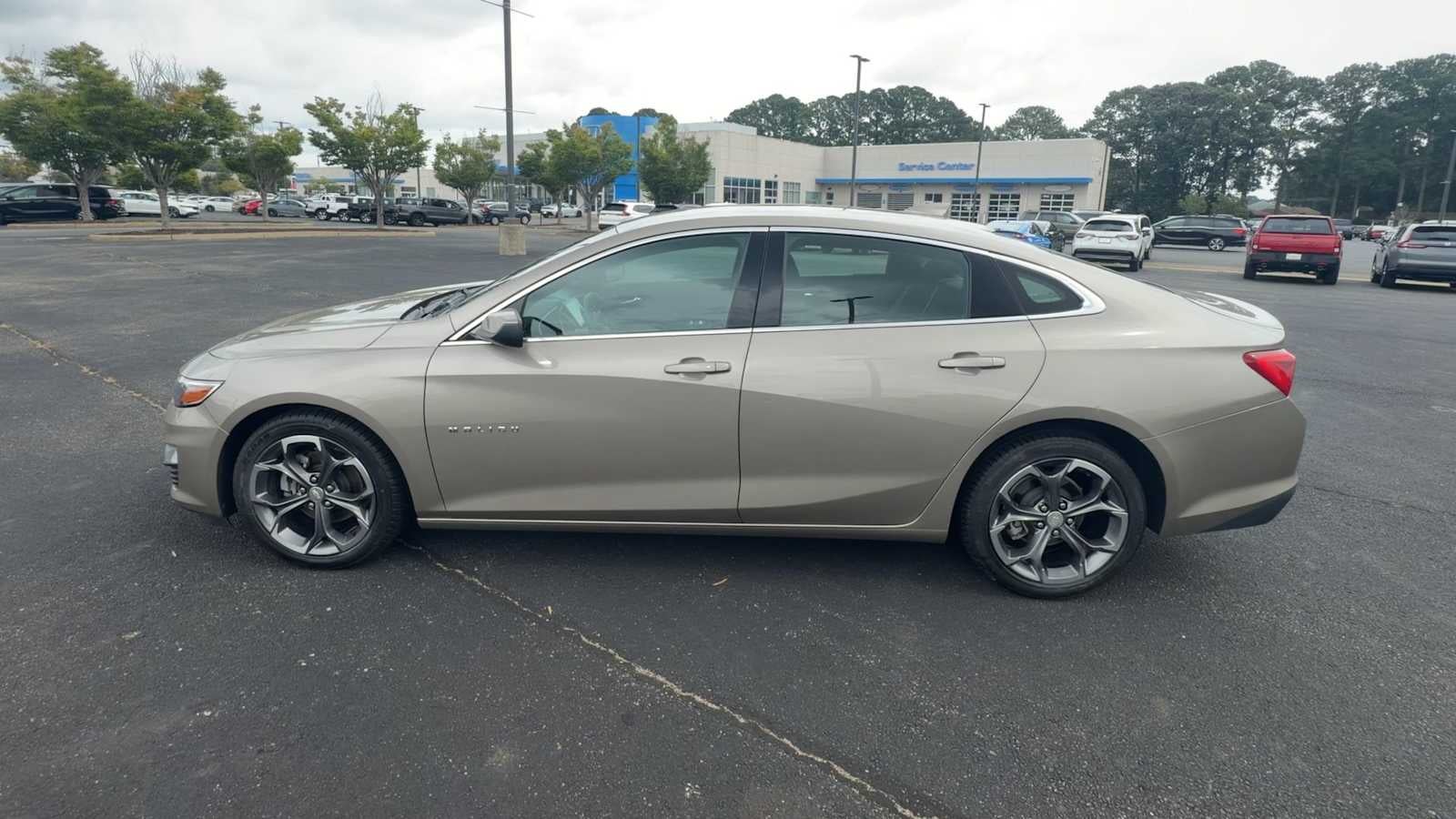 2024 Chevrolet Malibu LT