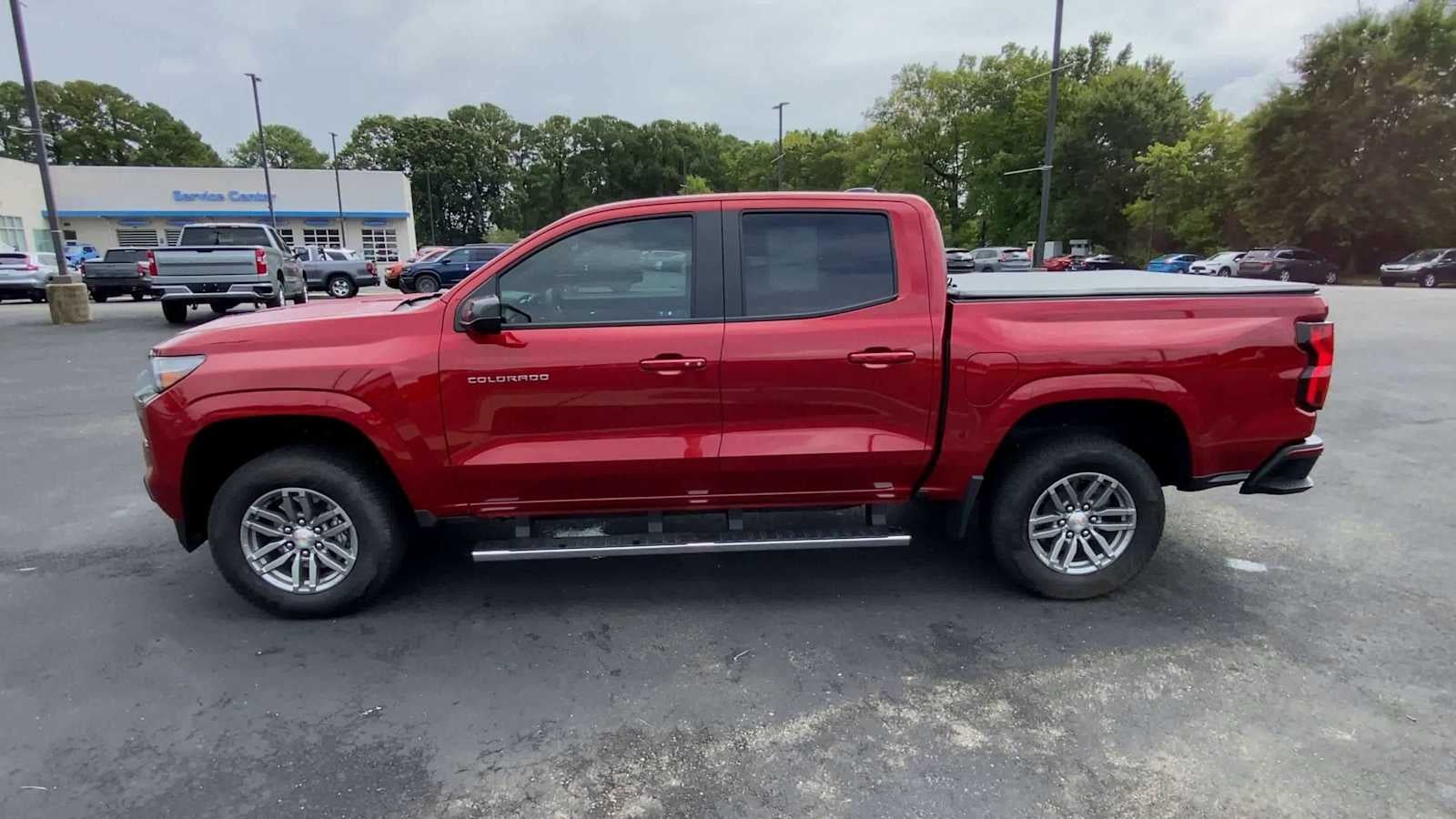 2024 Chevrolet Colorado 2WD LT