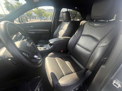 2025 Cadillac XT4 FWD Premium Luxury