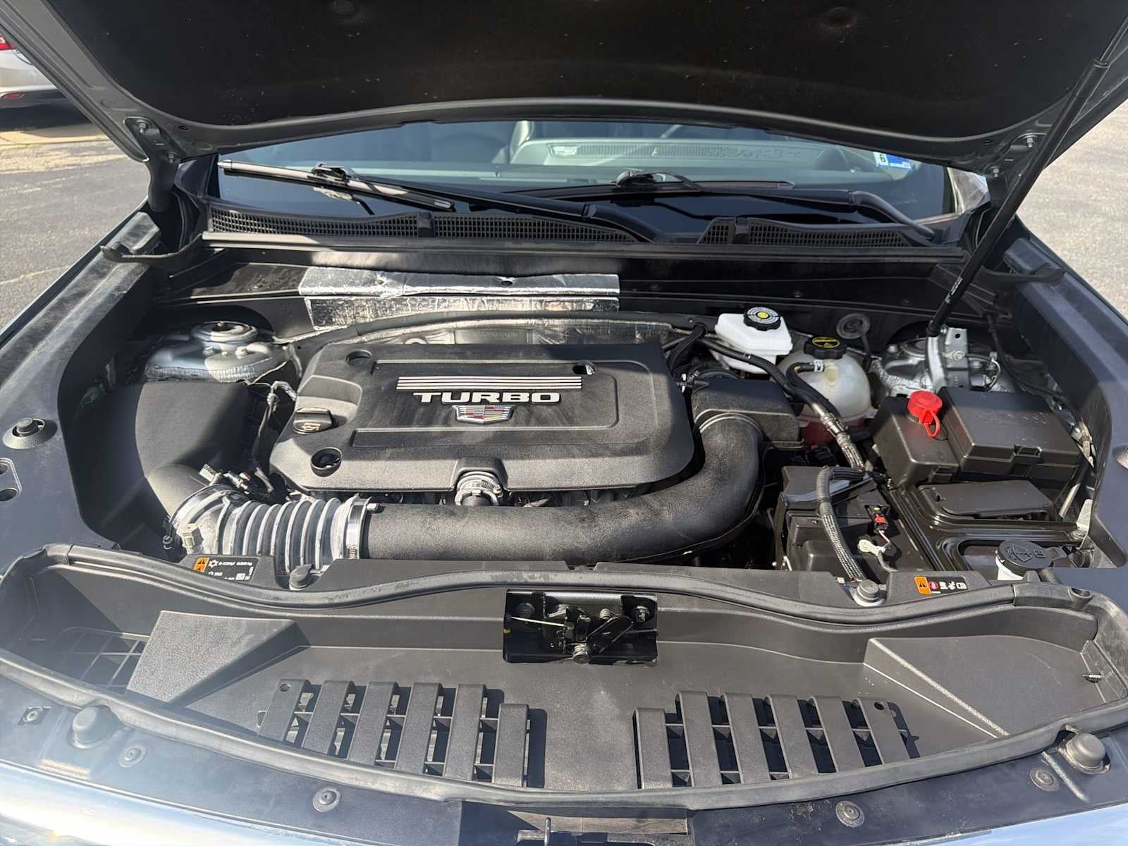 2025 Cadillac XT4 FWD Premium Luxury