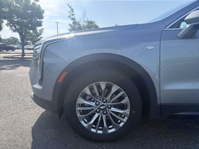 2025 Cadillac XT4 FWD Premium Luxury