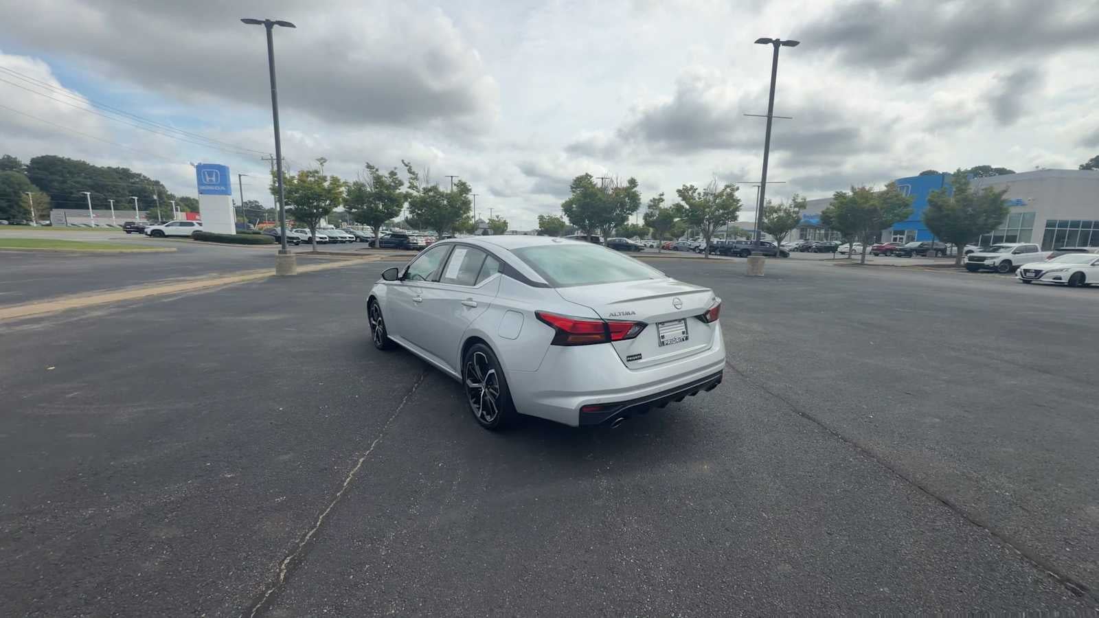 2024 Nissan Altima 2.5 SR