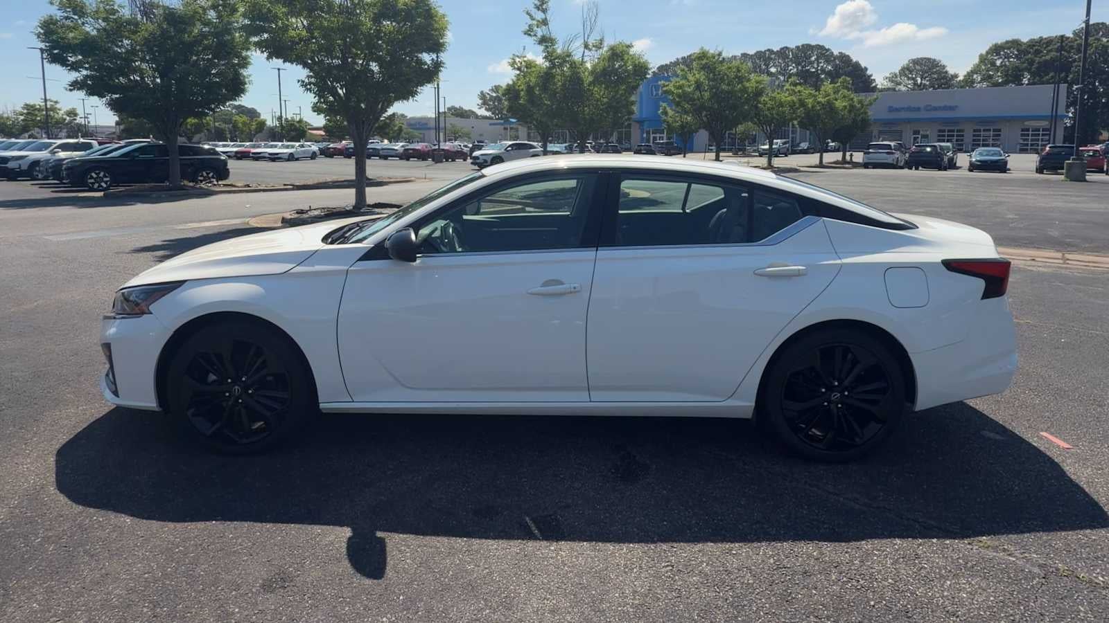 2024 Nissan Altima 2.5 SR