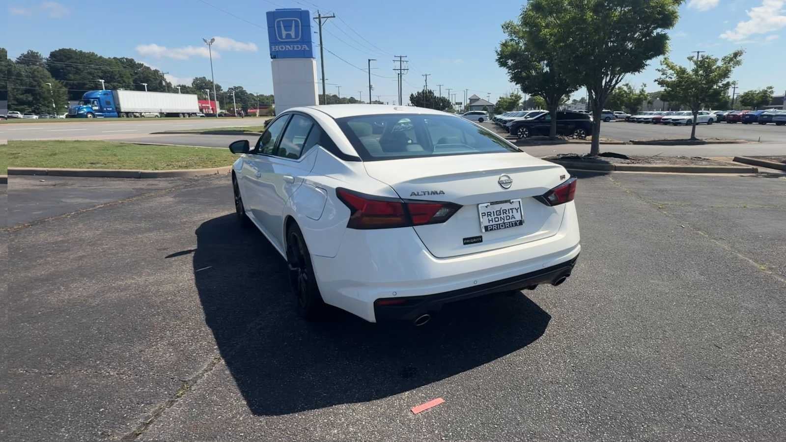 2024 Nissan Altima 2.5 SR