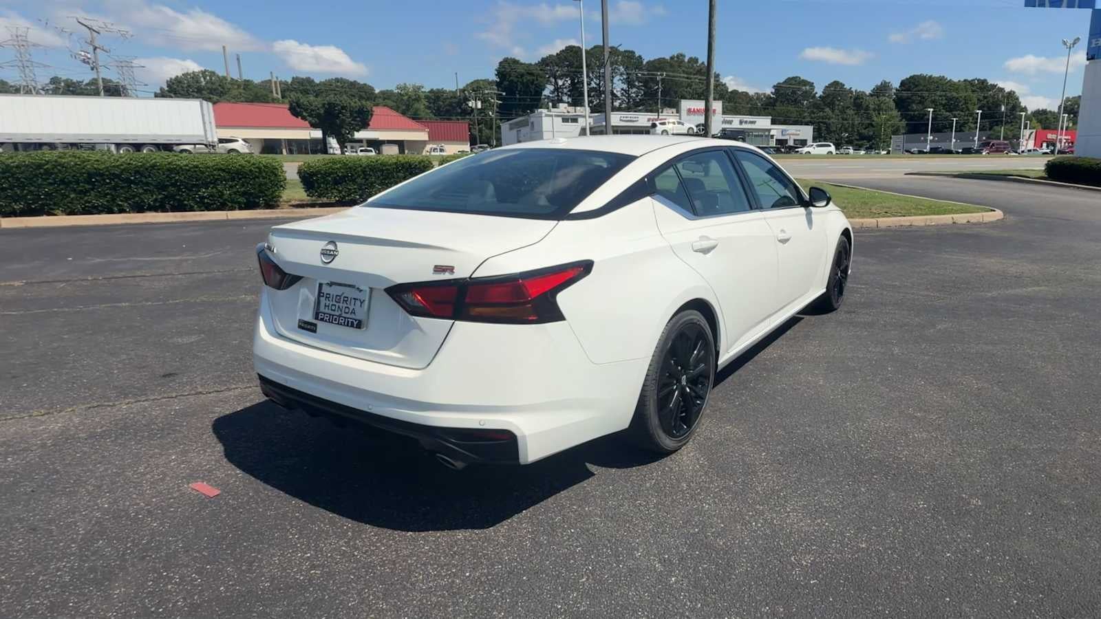 2024 Nissan Altima 2.5 SR