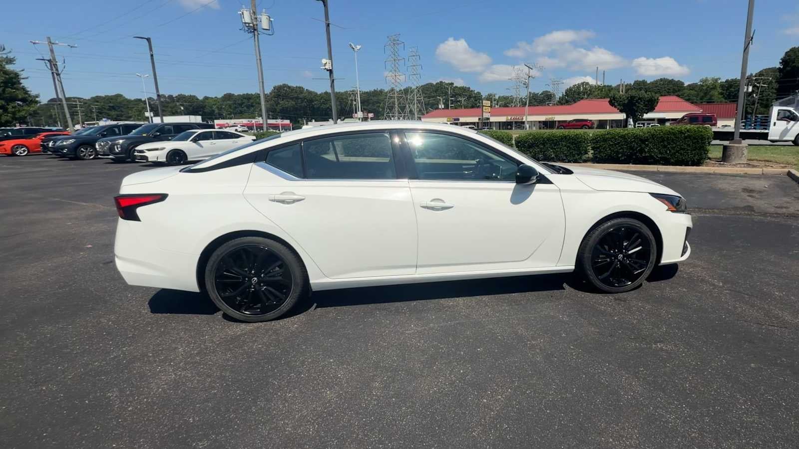 2024 Nissan Altima 2.5 SR