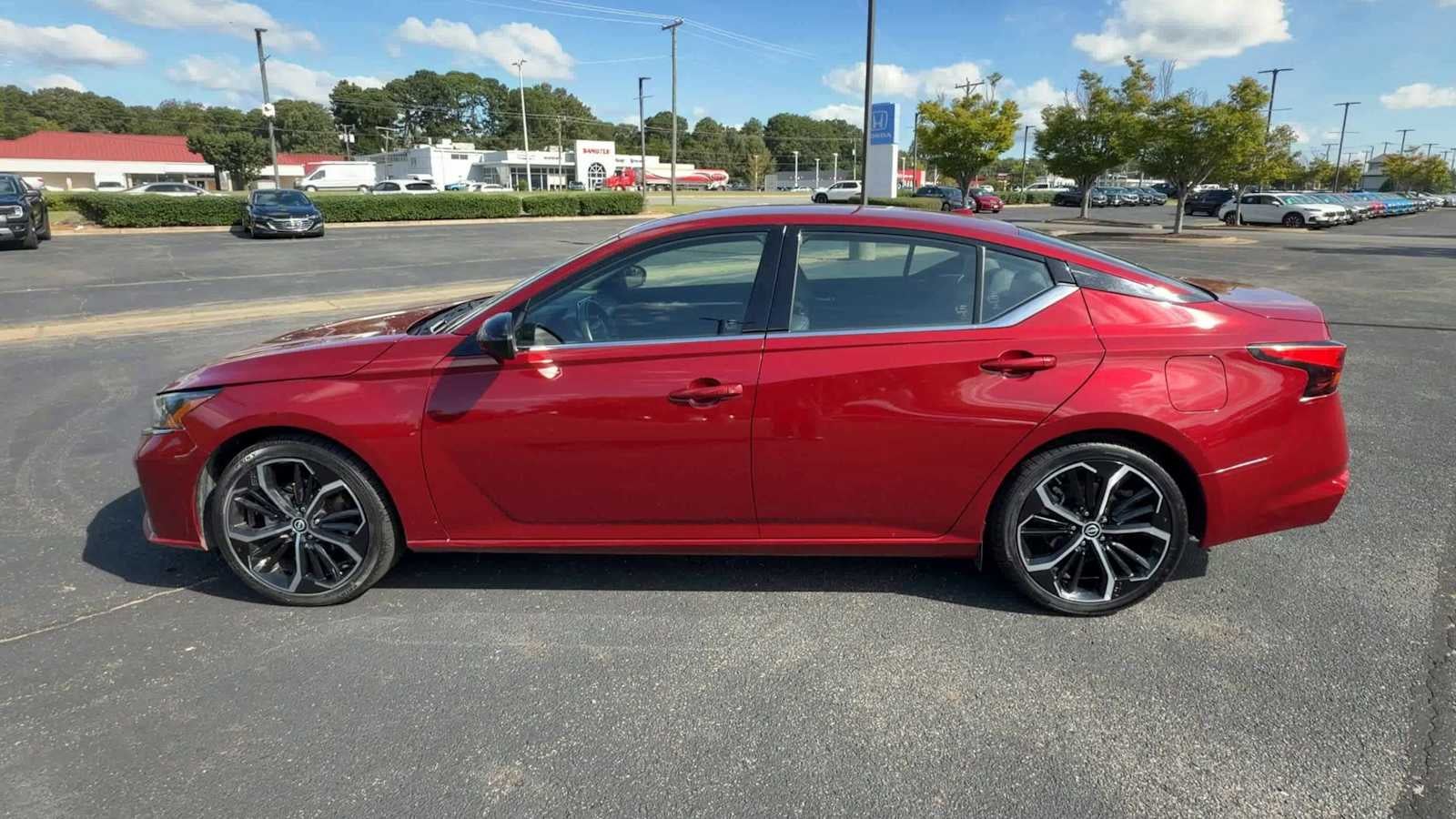 2024 Nissan Altima 2.5 SR