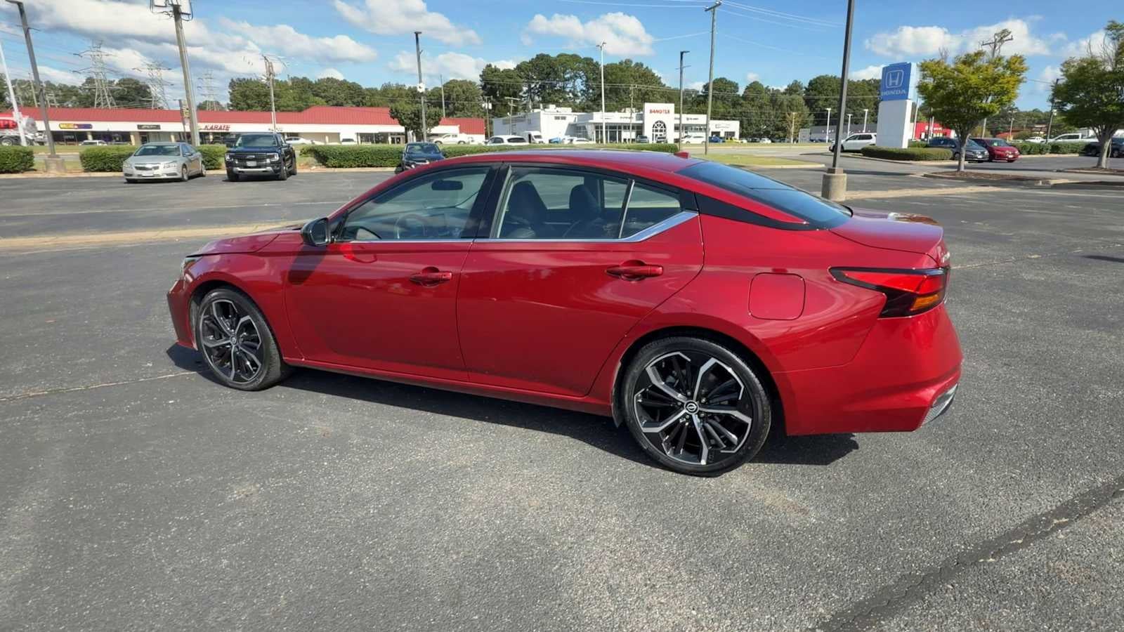 2024 Nissan Altima 2.5 SR