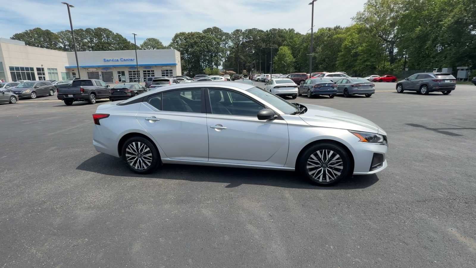 2024 Nissan Altima 2.5 SV
