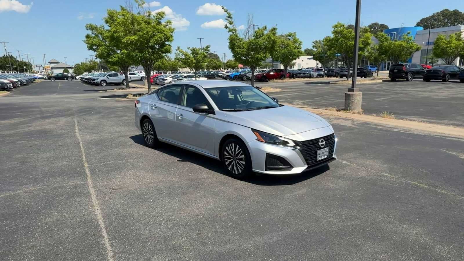 2024 Nissan Altima 2.5 SV