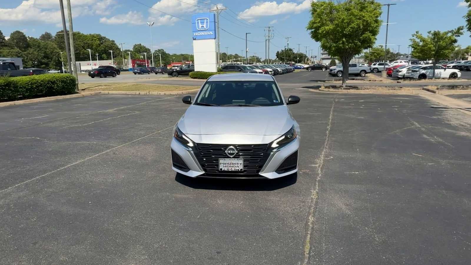 2024 Nissan Altima 2.5 SV