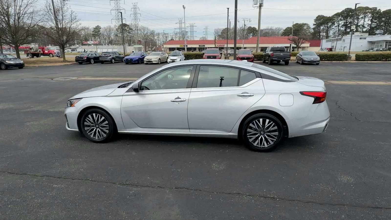 2024 Nissan Altima 2.5 SV