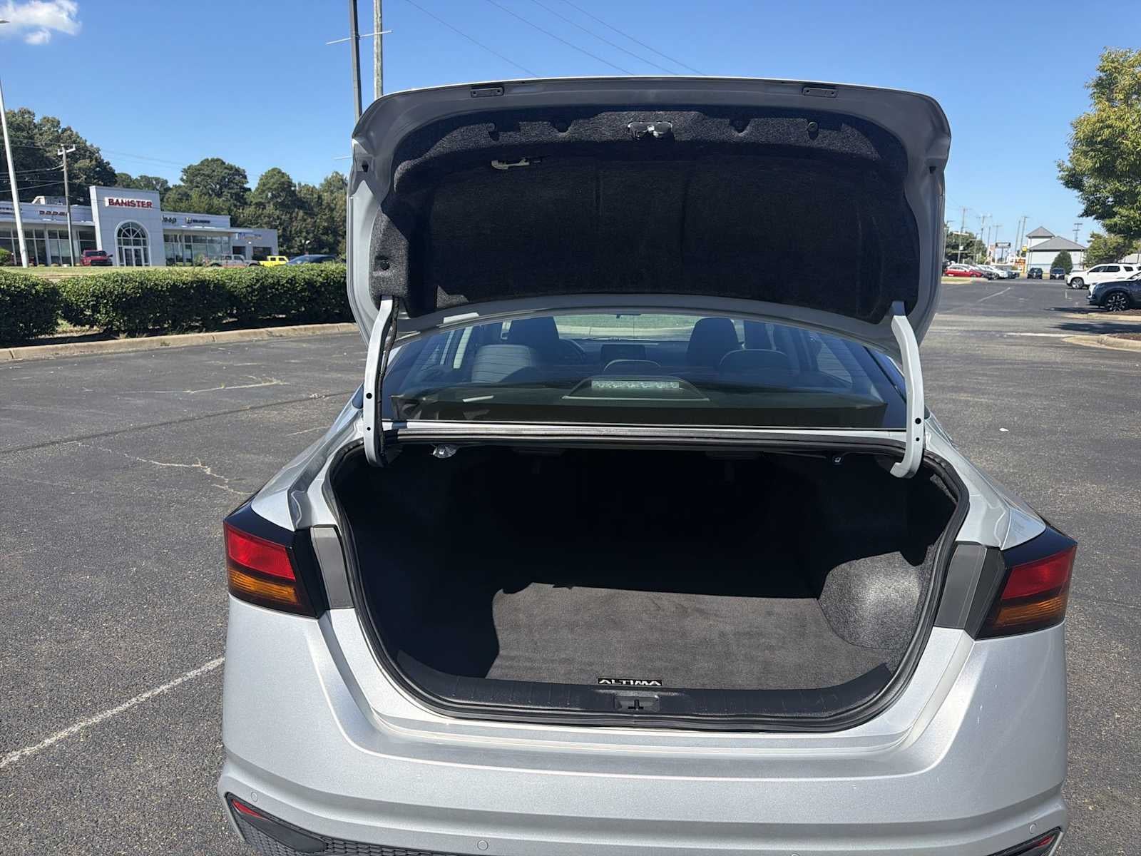 2025 Nissan Altima SV