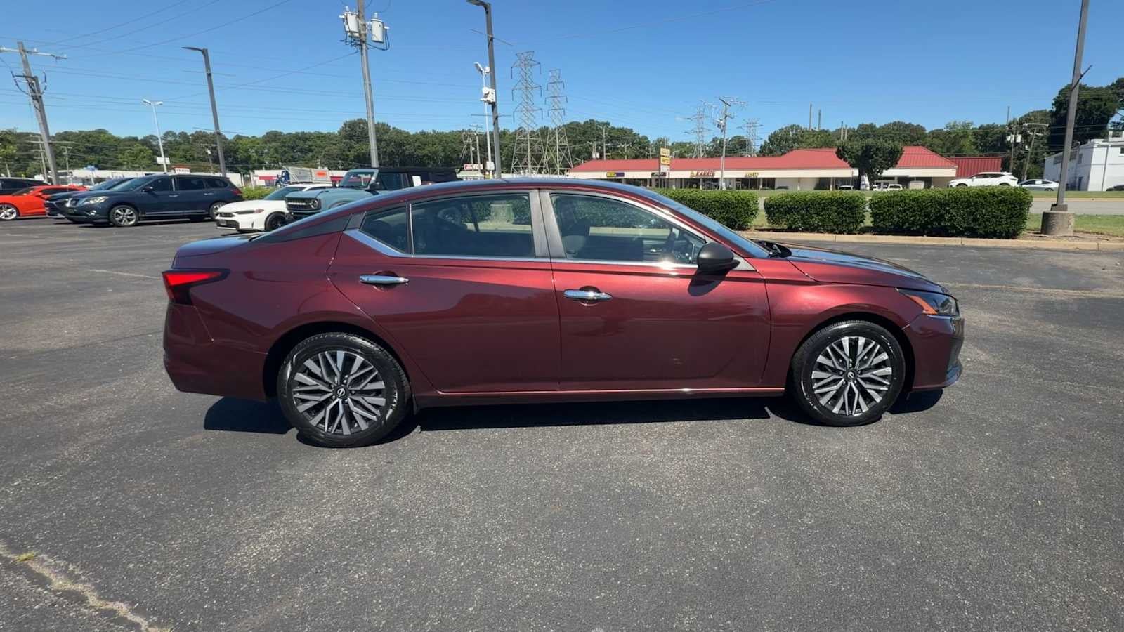 2024 Nissan Altima 2.5 SV
