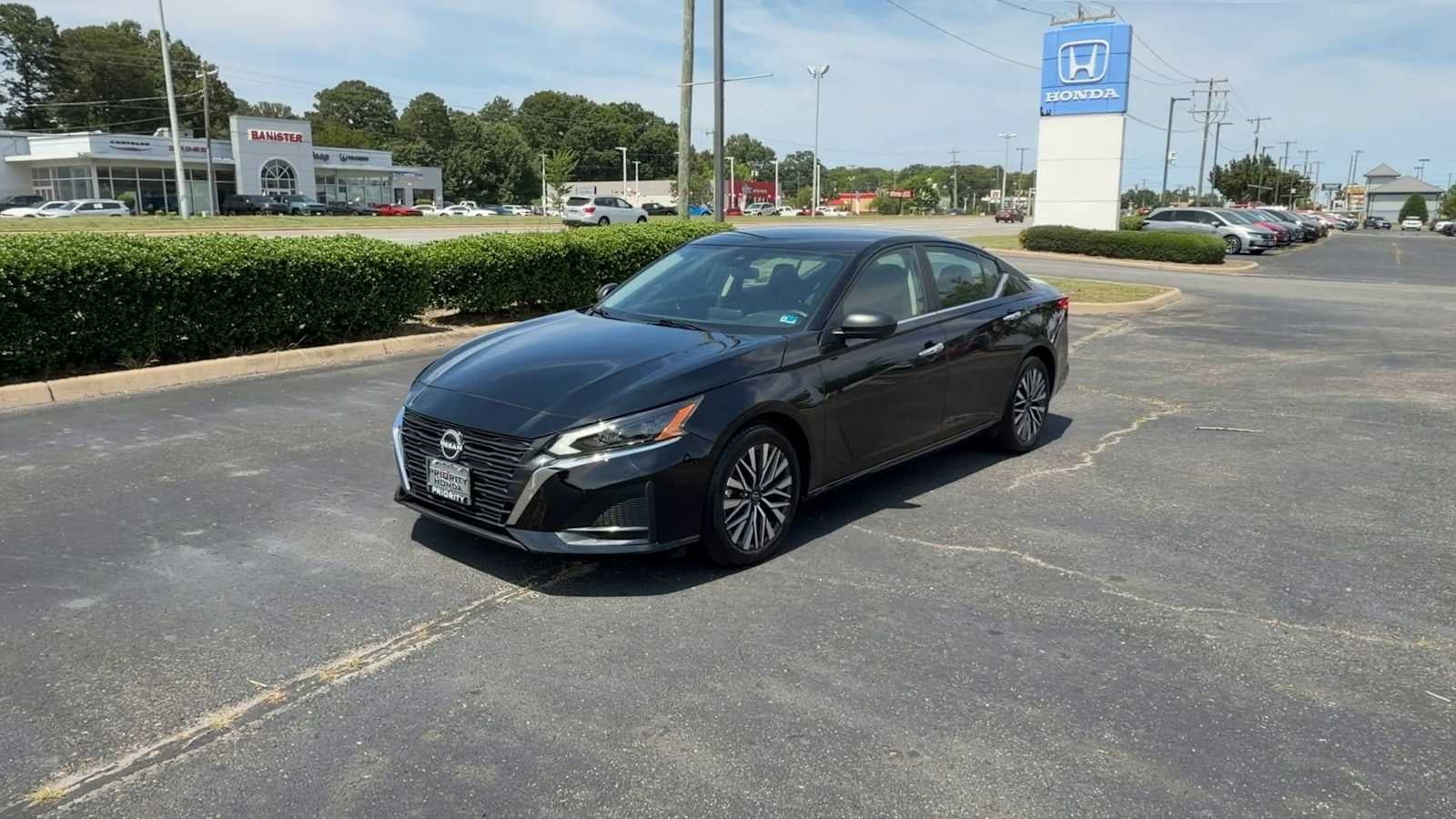 2025 Nissan Altima SV