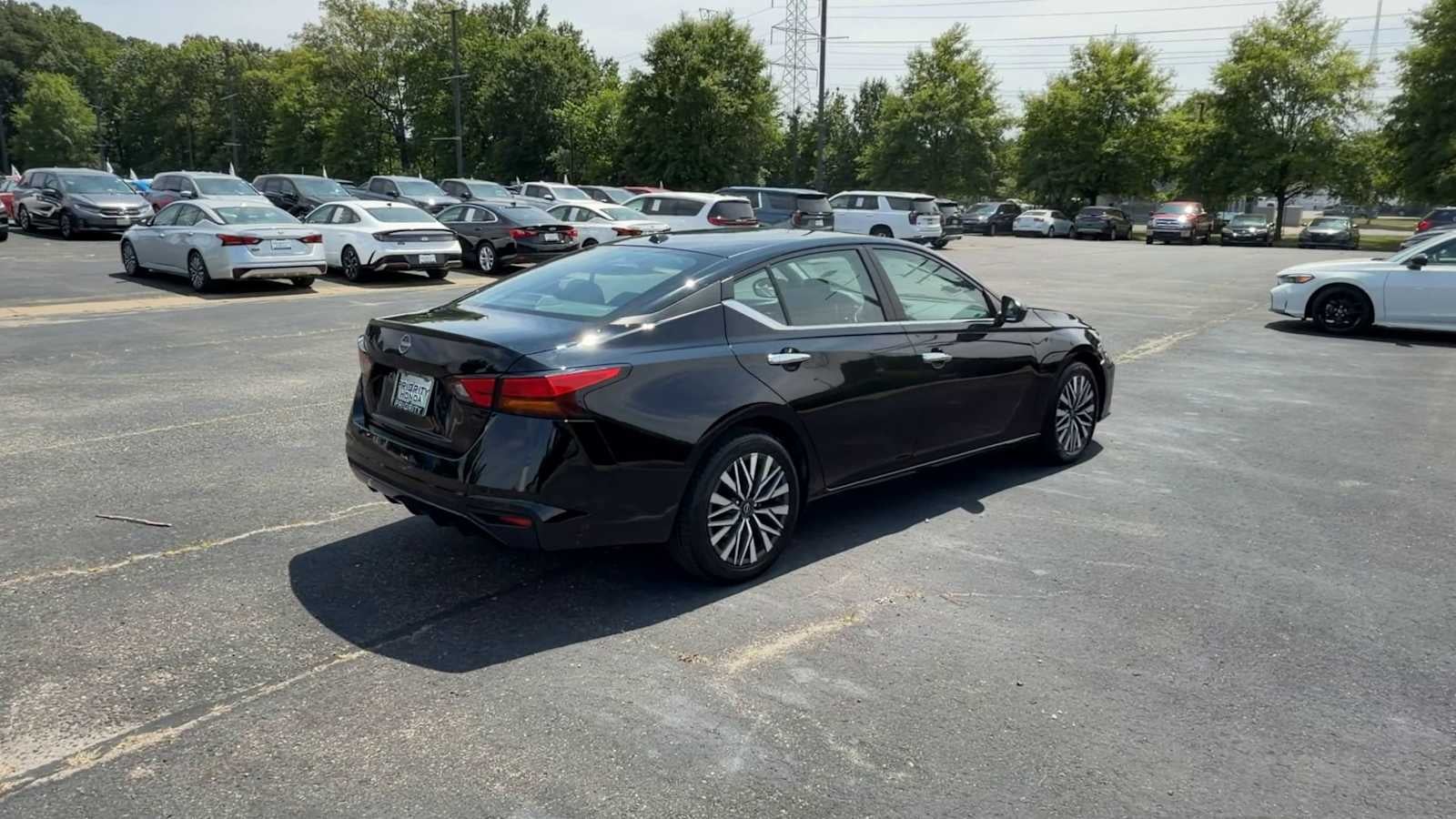 2025 Nissan Altima SV