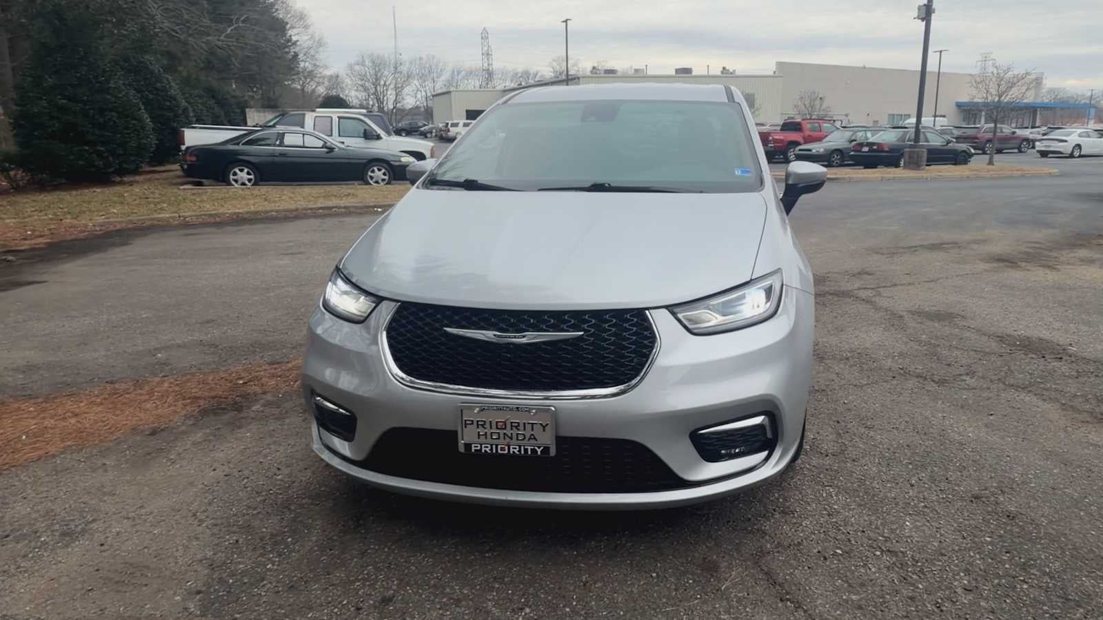 2023 Chrysler Pacifica Touring L