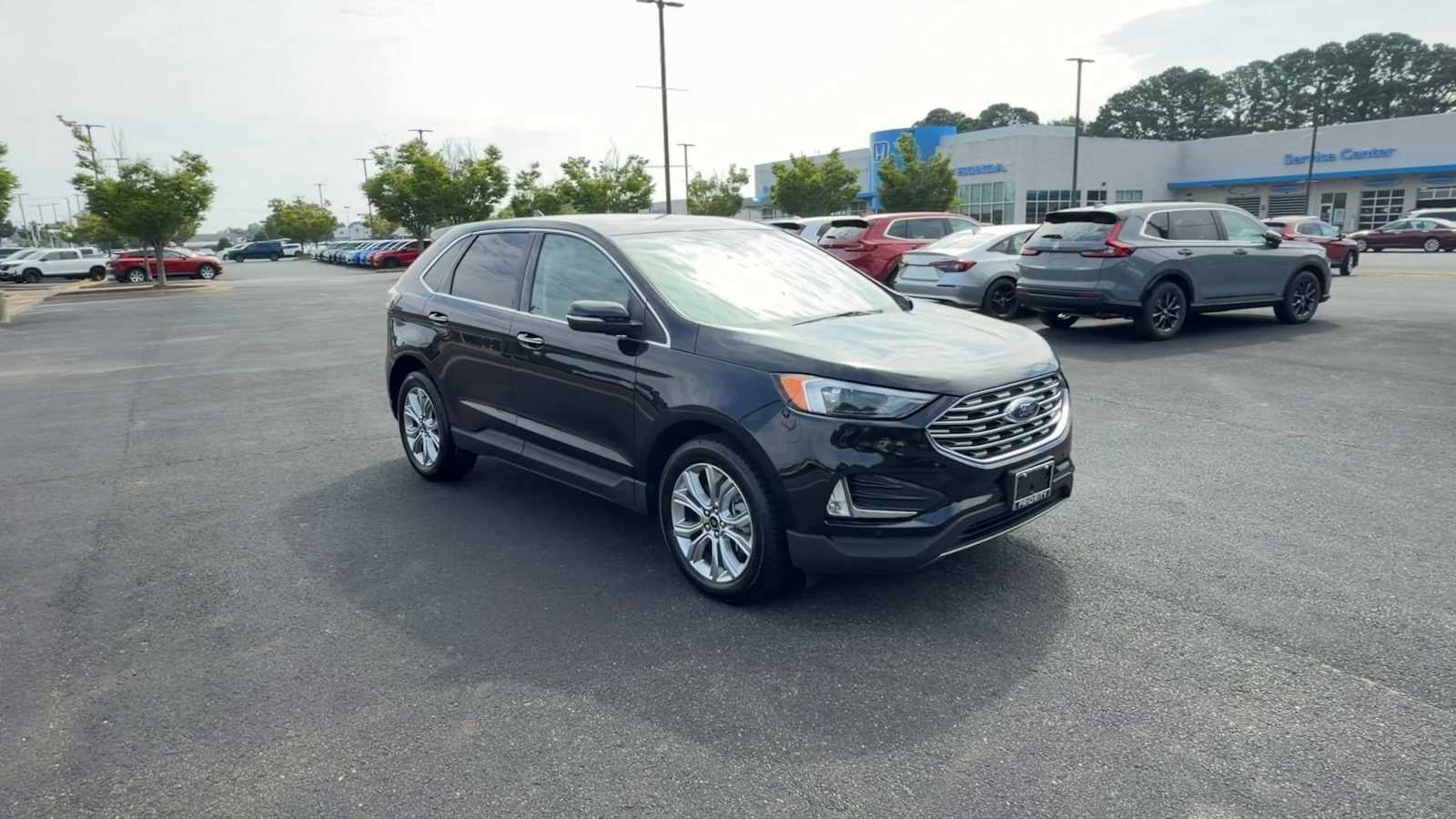 2024 Ford Edge Titanium