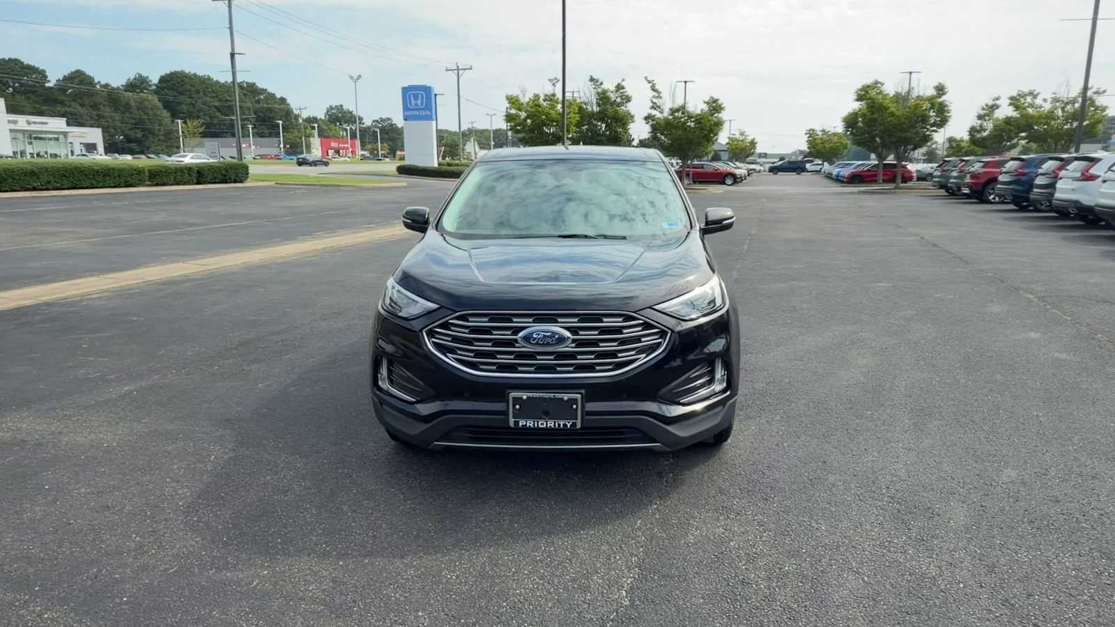 2024 Ford Edge Titanium