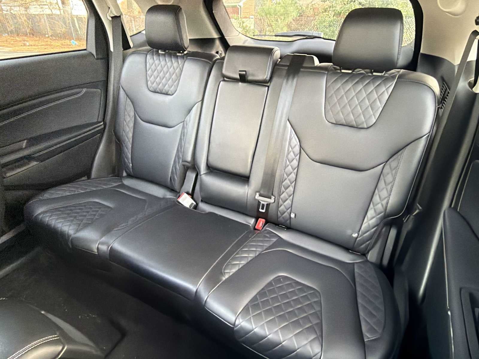 2024 Ford Edge Titanium