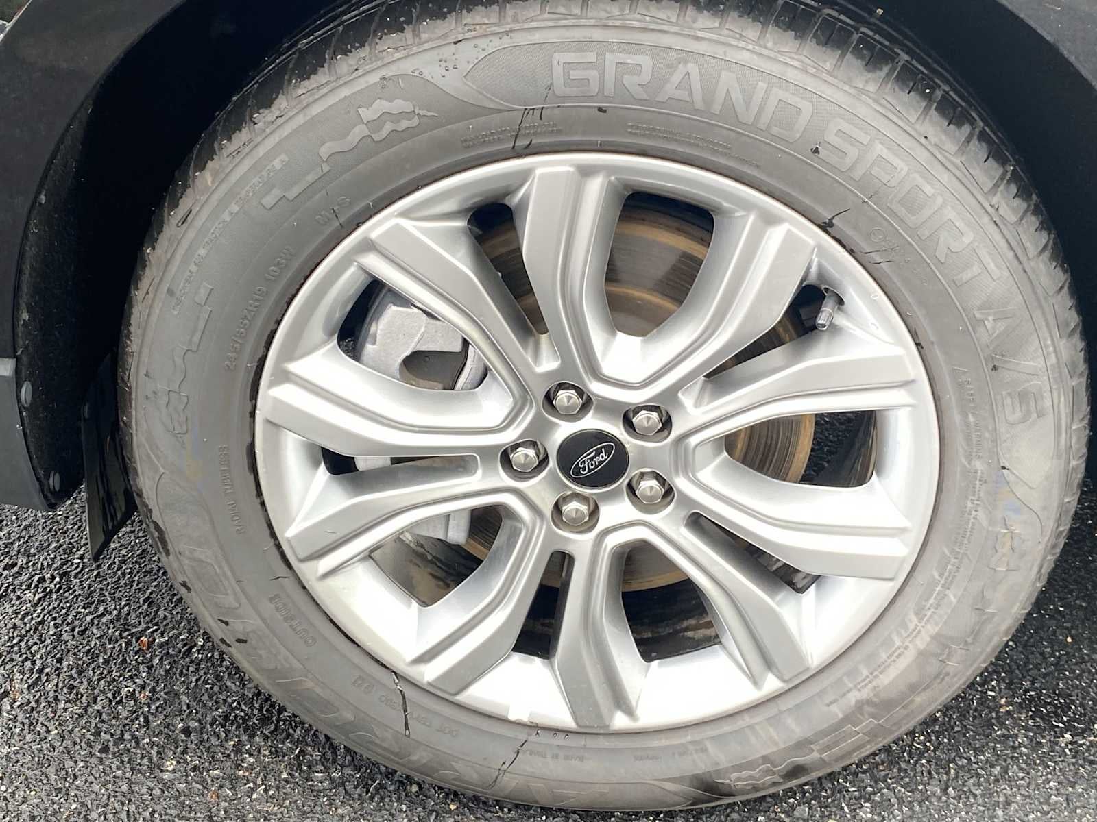 2024 Ford Edge Titanium