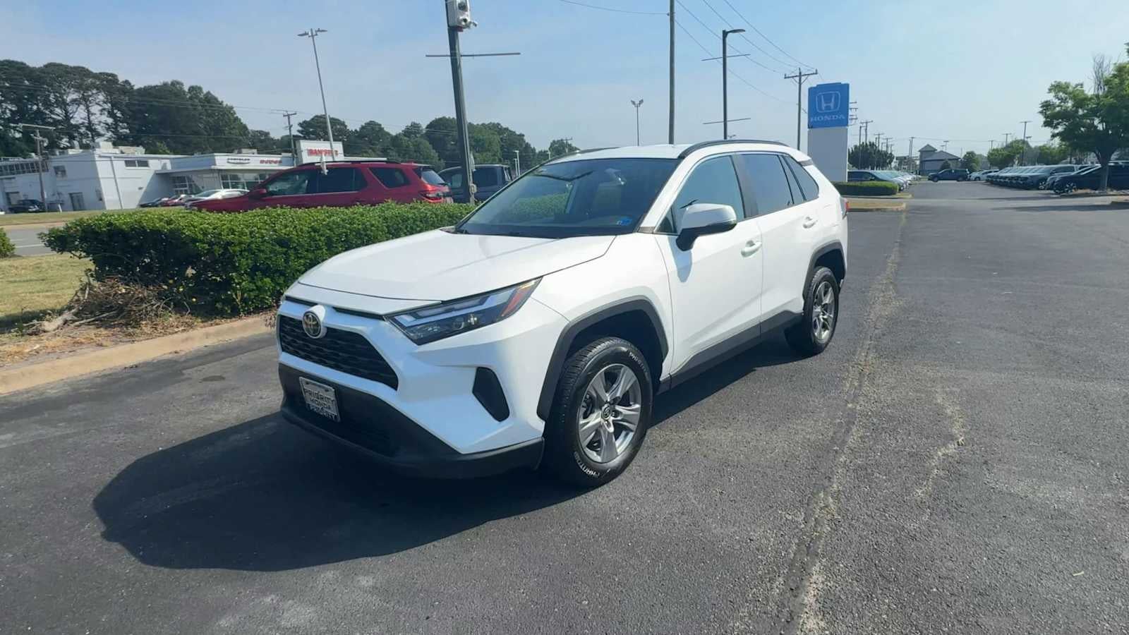 2024 Toyota RAV4 XLE