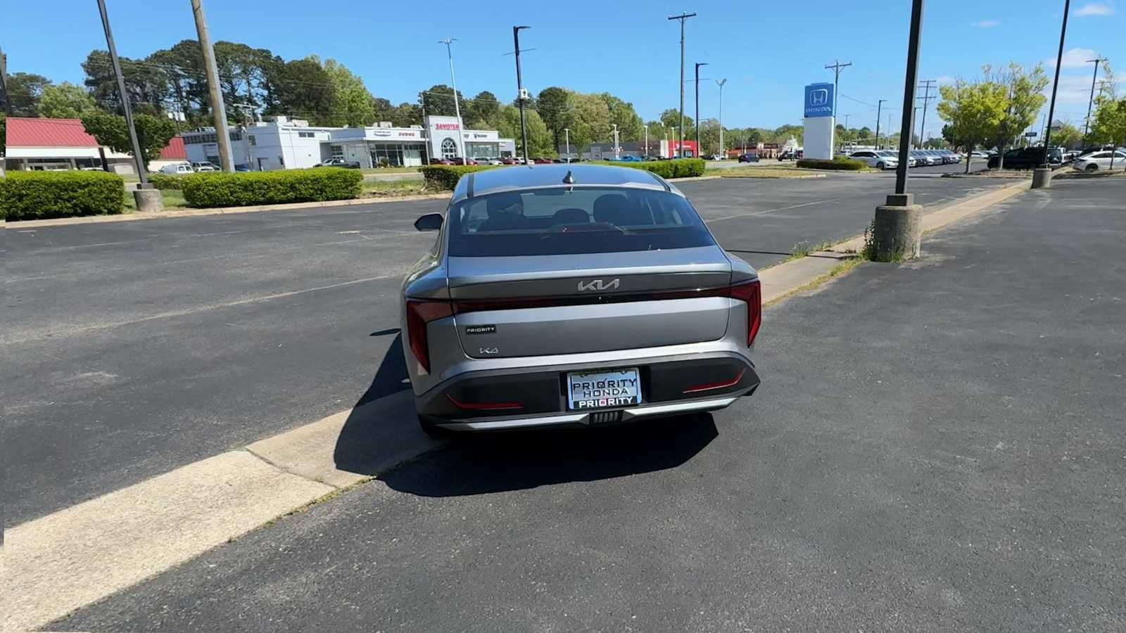 2025 Kia K4 LXS
