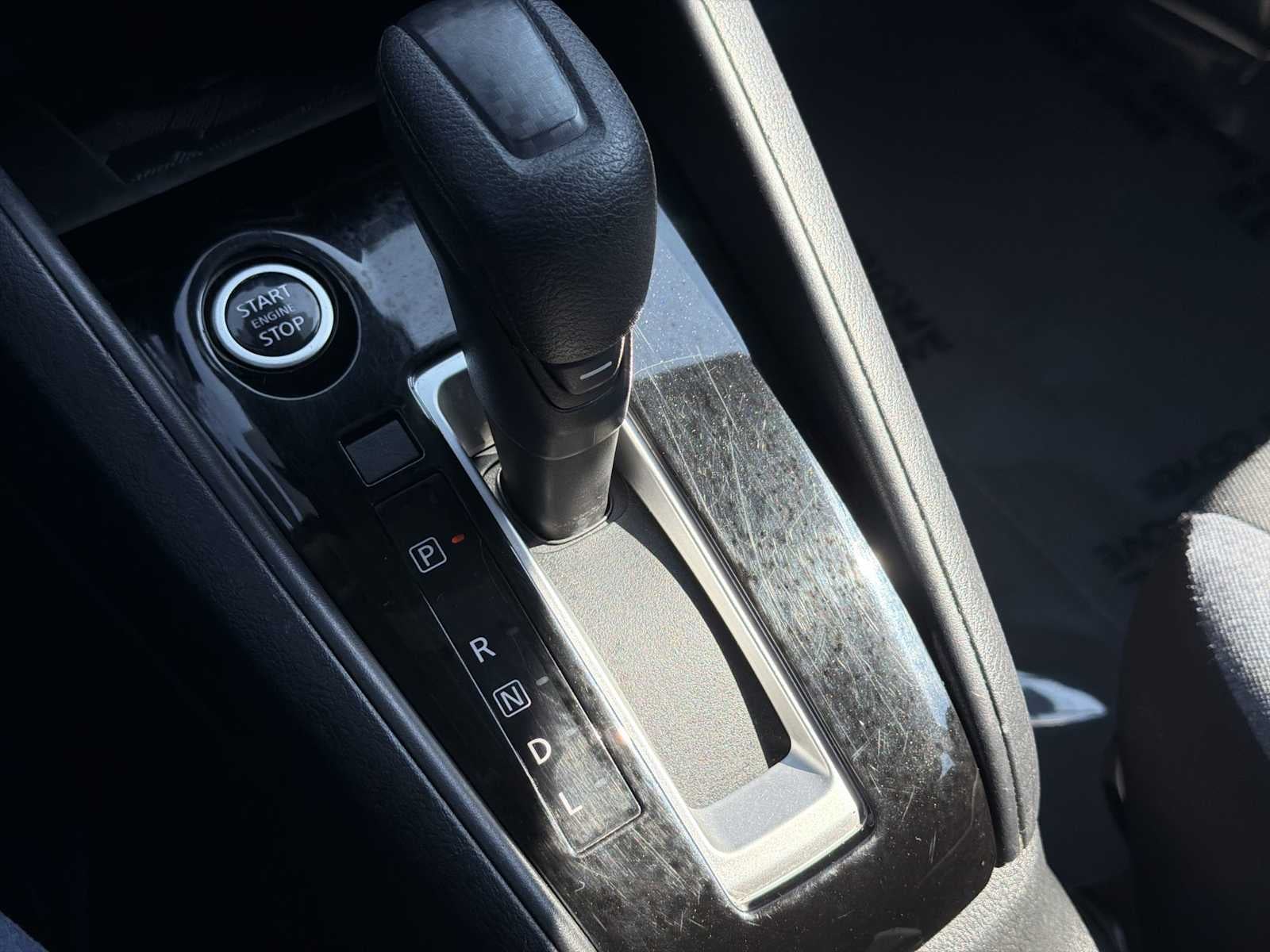 2023 Nissan Versa SV