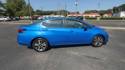 2023 Nissan Versa SV