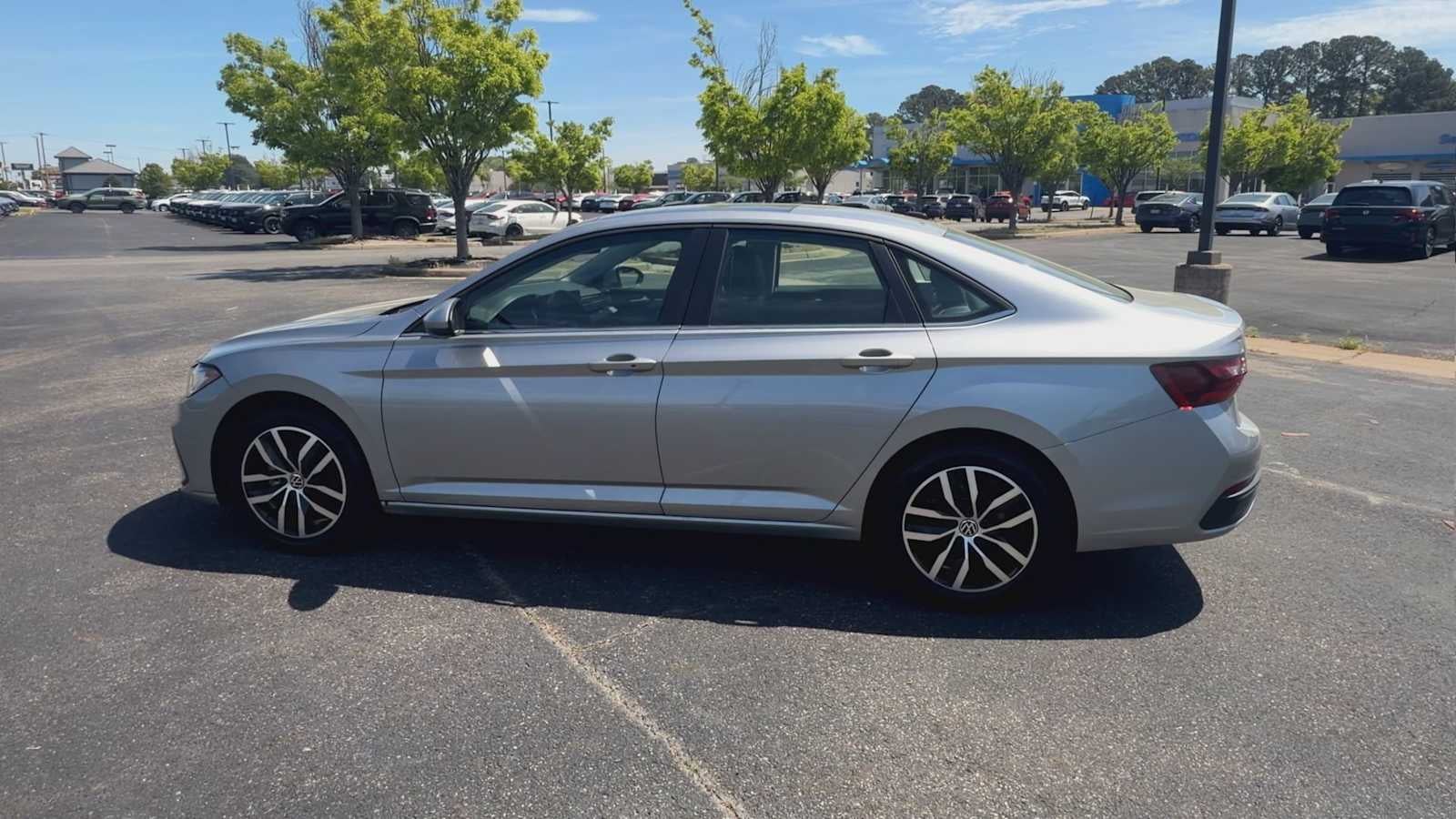 2025 Volkswagen Jetta SE