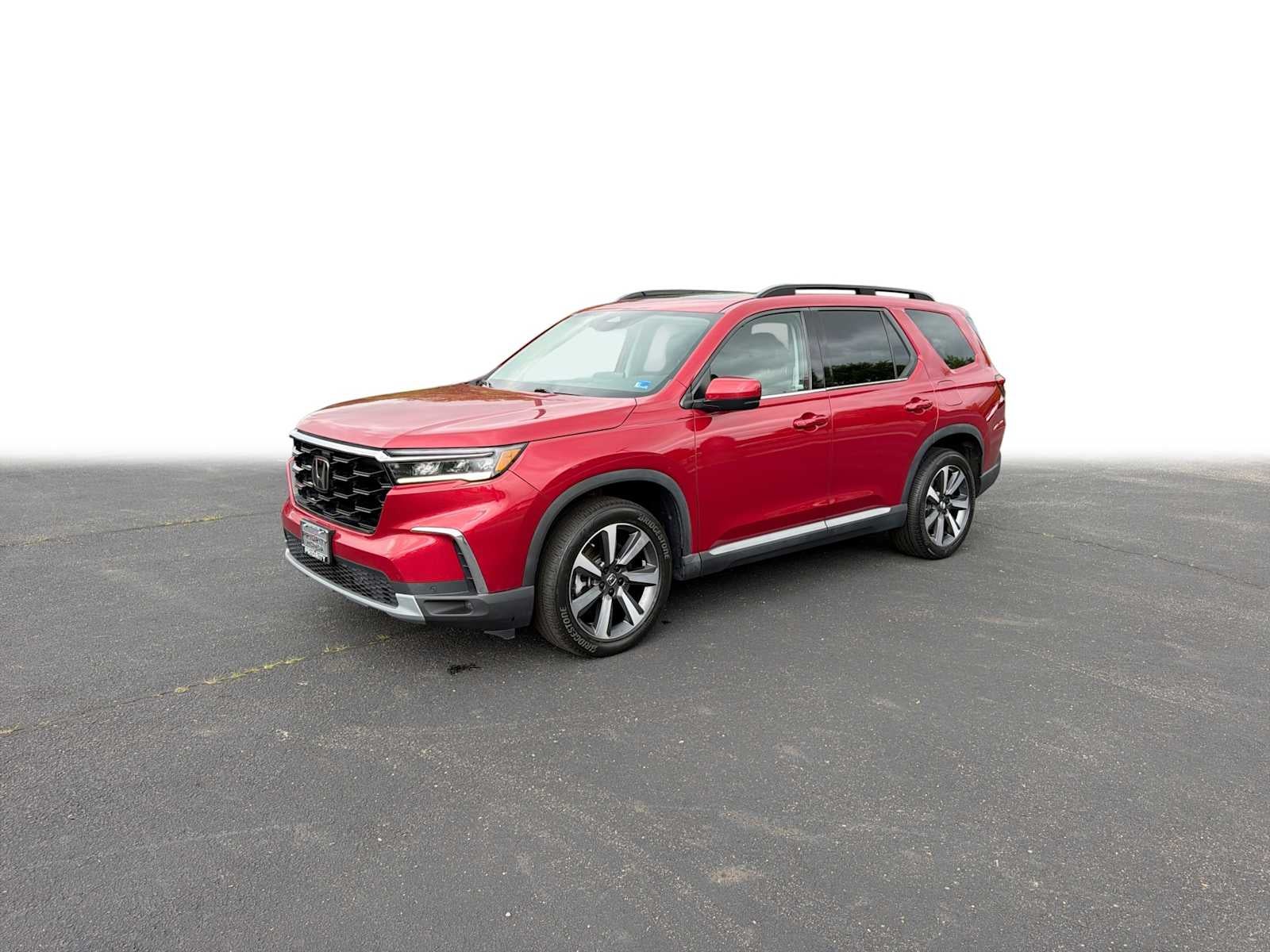 2023 Honda Pilot Touring AWD's photo