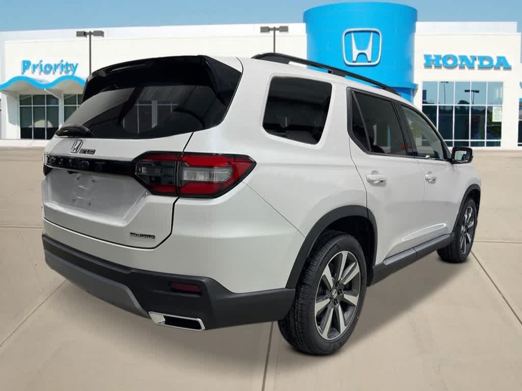 2025 Honda Pilot Touring