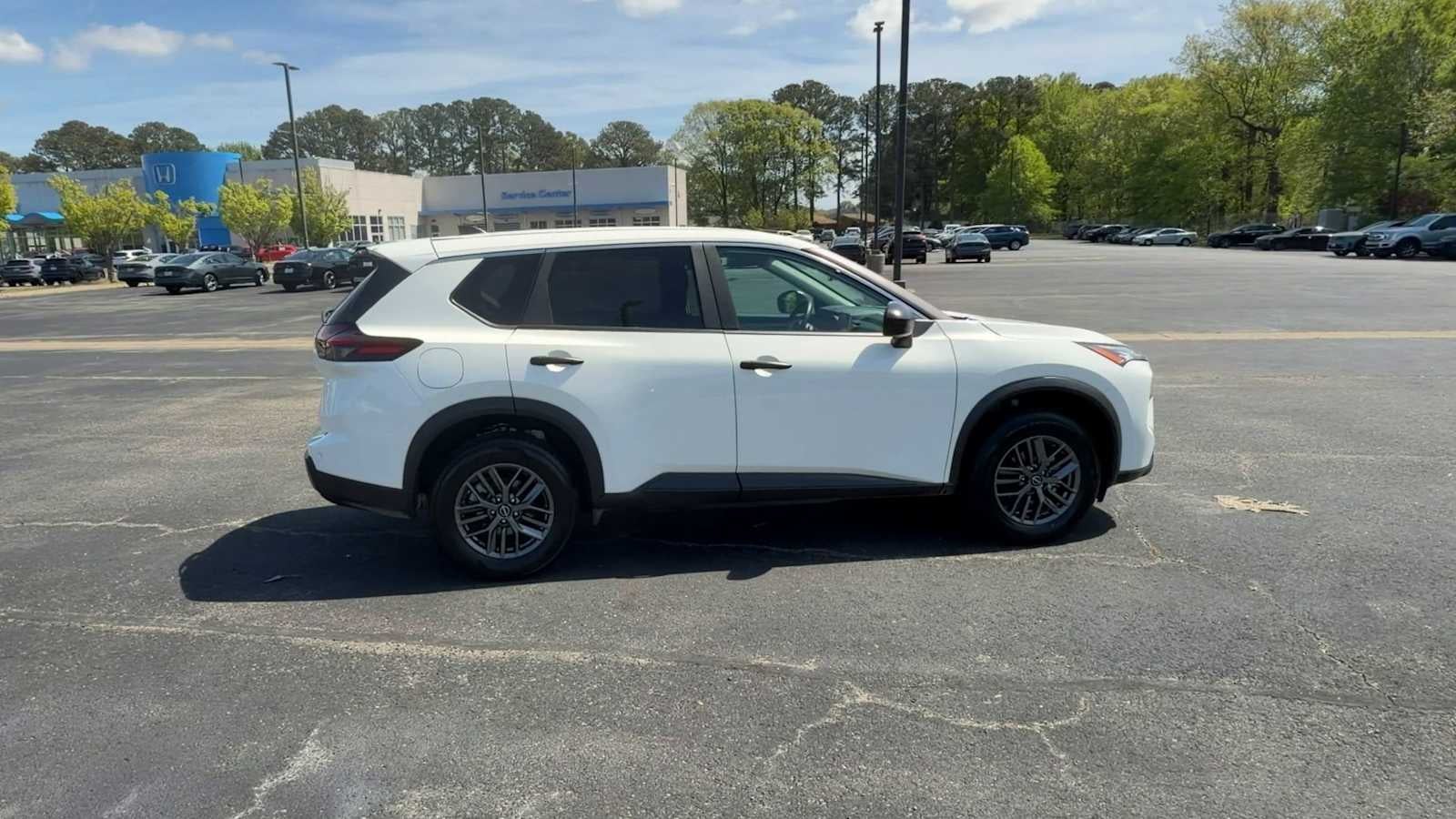 2024 Nissan Rogue S